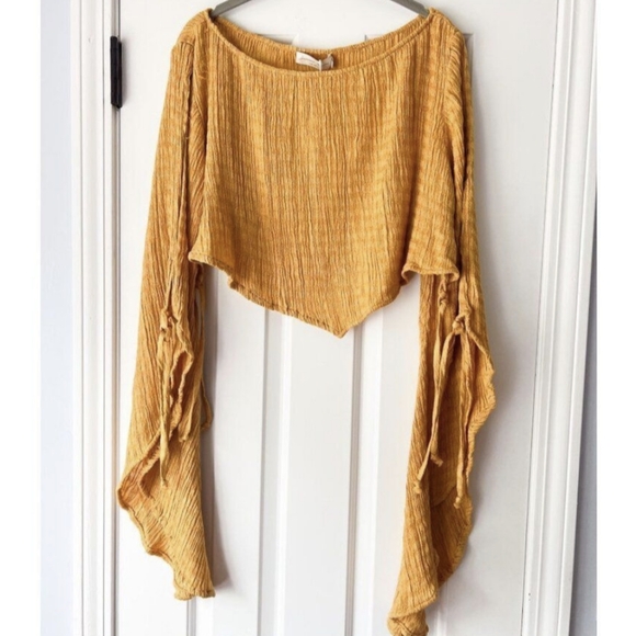 Savannah Morrow Sol Bell Sleeve Crop Top in Sunshine Yellow - Picture 8 of 11